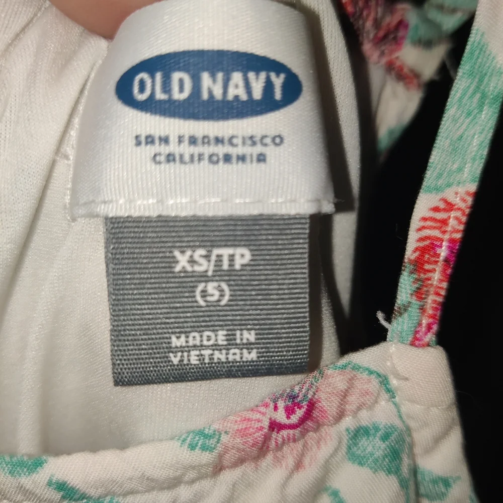 ***Old Navy Girls Size 5 Summer Floral Dress - Picture 4 of 5